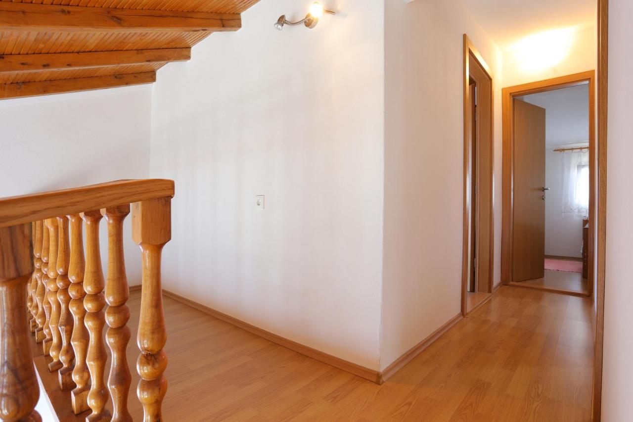 Apartments By The Sea Okrug Donji, Ciovo - 16657 Donji Okrug  Bagian luar foto