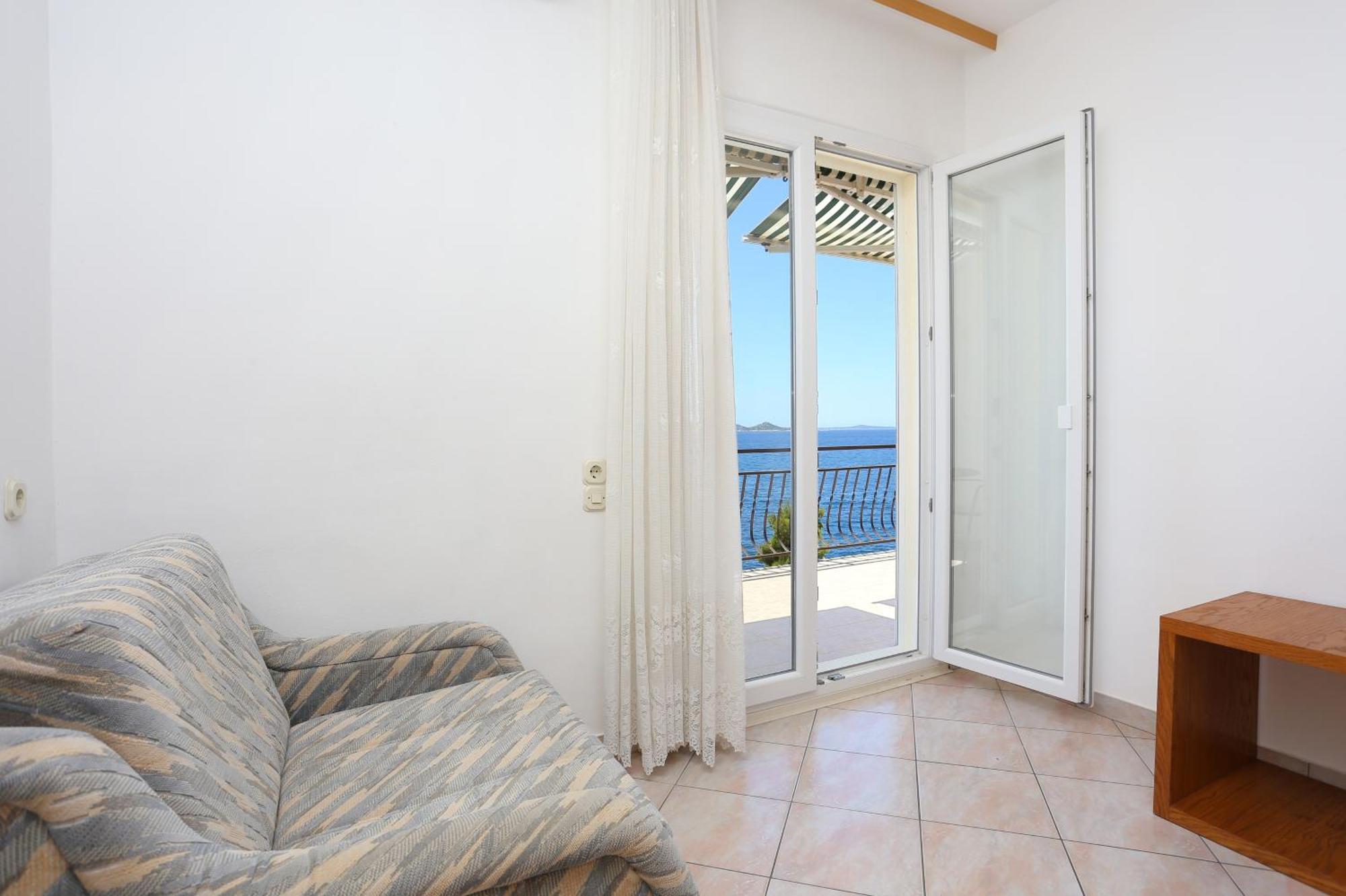 Apartments By The Sea Okrug Donji, Ciovo - 16657 Donji Okrug  Ruang foto